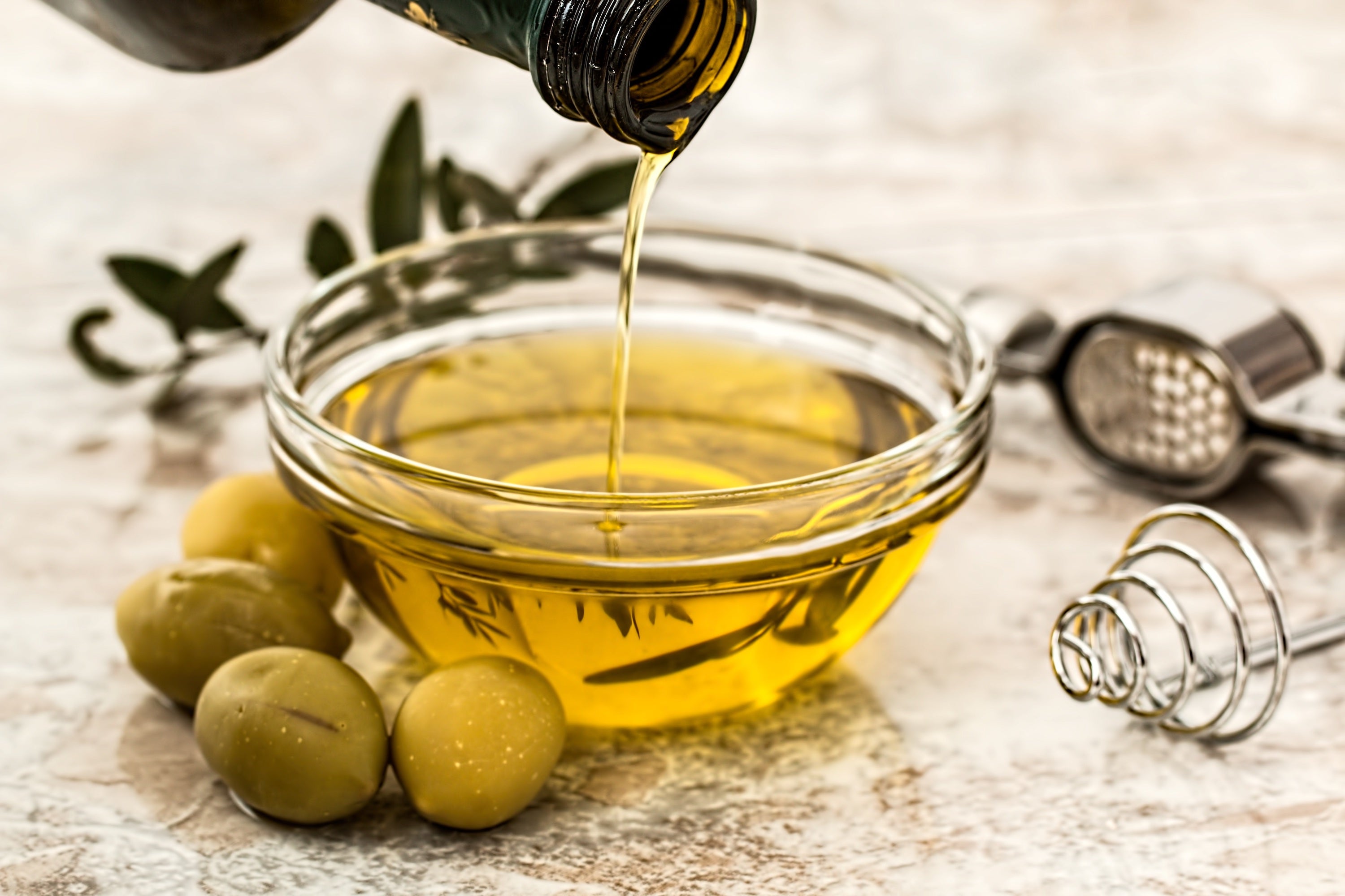 Comment faire de l'huile d'olive maison ? – Olea Paris